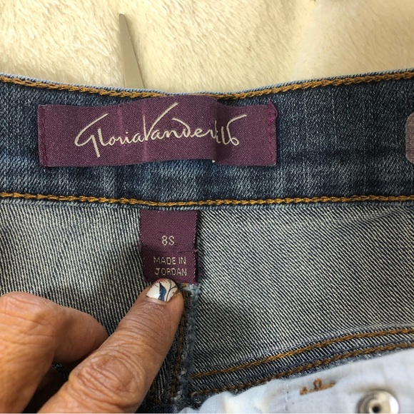 GLORIA VANDERBILT Amanda Straight Leg Blue Denim 5-pocket Jeans Sz Missy 8 Short - Picture 9 of 12
